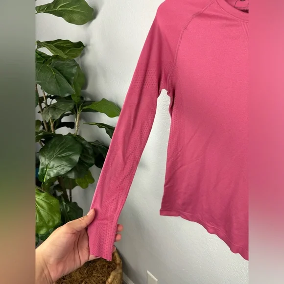 Figs Salta Blush Pink Seamless Long Sleeve Under scrub Top size XS - Picture 2 of 5